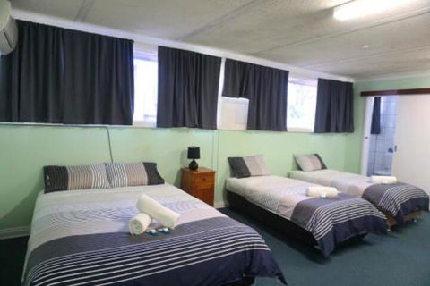 Warners Bay Hotel - Nambucca Heads Accommodation 4