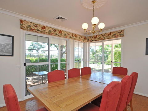 Beggars Bridge Vineyard Homestead W / Pool + Wifi + Tennis + Vineyard - Nambucca Heads Accommodation 5