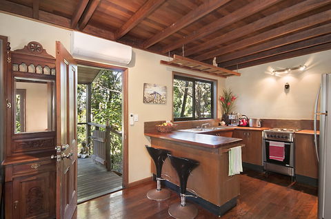 Buddha's Bungalow - Nambucca Heads Accommodation 1