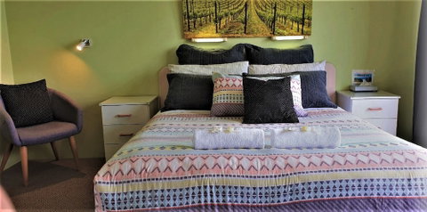 Mollymook Ocean View Motel Reward Long Stays - Over 18's Only - Nambucca Heads Accommodation 1