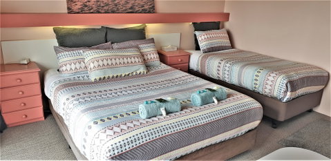 Mollymook Ocean View Motel Reward Long Stays - Over 18's Only - Nambucca Heads Accommodation 0