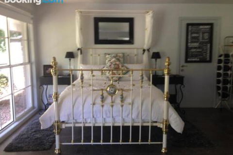 Whispers At Cedar Grove - Nambucca Heads Accommodation 3