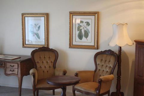Highwood Park B & B Guest Lodge - Nambucca Heads Accommodation 2