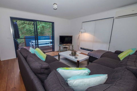 Demure Charm - Nambucca Heads Accommodation 1