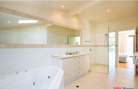 14 Ravenwood Drive - Nambucca Heads Accommodation 4