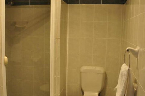 Bribie Island Square - Nambucca Heads Accommodation 7