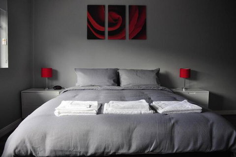 Bribie Island Square - Nambucca Heads Accommodation 3