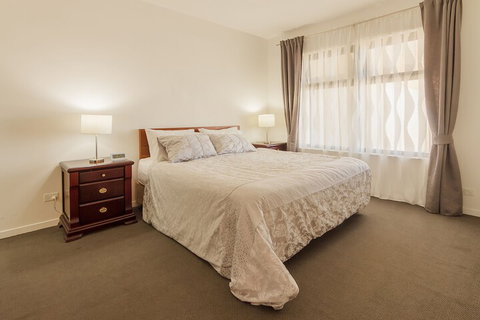 Atlantic West Beach Apartments - Nambucca Heads Accommodation 7