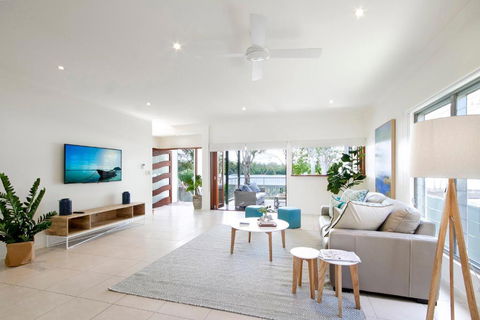 53 Hilton Esplanade - Nambucca Heads Accommodation 2