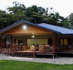 Coconut Beach House - Nambucca Heads Accommodation