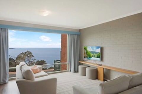 Whalevue - Nambucca Heads Accommodation 0