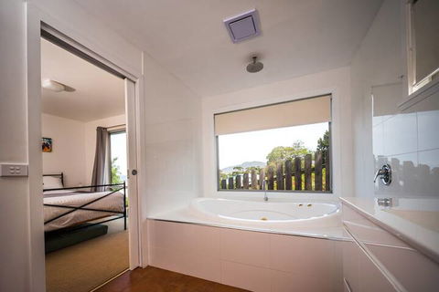 Suntrap Cove Bicheno - Nambucca Heads Accommodation 3