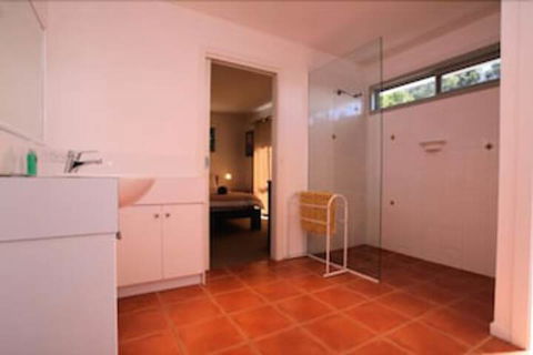 Suntrap Cove Bicheno - Nambucca Heads Accommodation 5