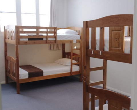 Mad Monkey Backpackers On Broadway - Adults Only - Nambucca Heads Accommodation 6