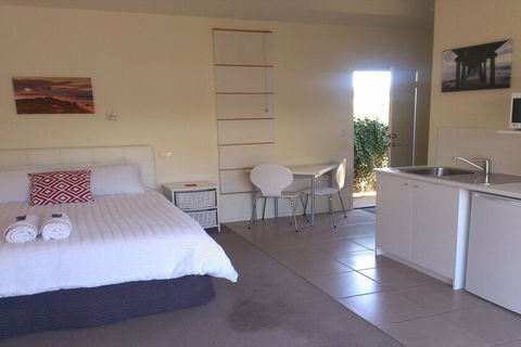 Springtide Studio Apartments - Nambucca Heads Accommodation 7