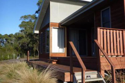 Yakkalla Holiday Cottage - Nambucca Heads Accommodation 0