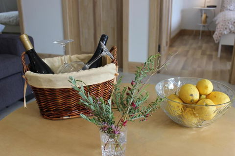 The Grape & Olive At Willunga - Nambucca Heads Accommodation 1