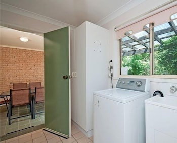 Bombora At Fingal Bay - Nambucca Heads Accommodation 1