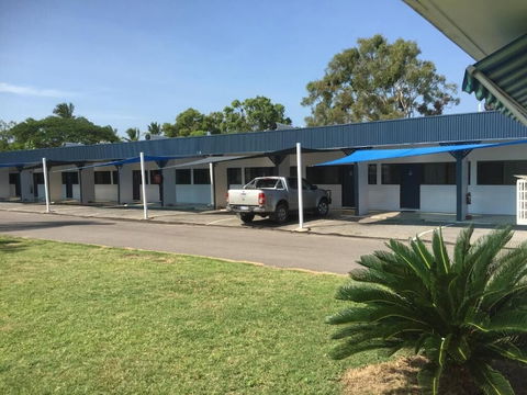 Bowen Arrow Motel - Nambucca Heads Accommodation 3