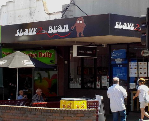 Slave 2 The Bean - Nambucca Heads Accommodation 0