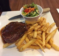 Pinsent Hotel - Nambucca Heads Accommodation