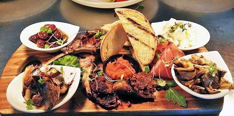 Lighthouse Beach Cafe - Nambucca Heads Accommodation 16