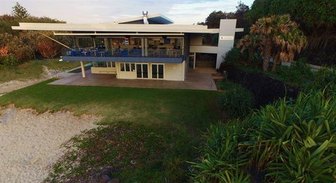 Lighthouse Beach Cafe - Nambucca Heads Accommodation 21