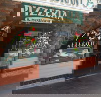 Anna  Sam Pizzeria Restaurant - Nambucca Heads Accommodation