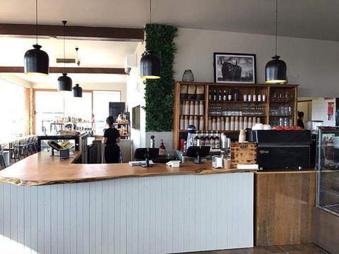 Kiki's In The Grove - Nambucca Heads Accommodation 0