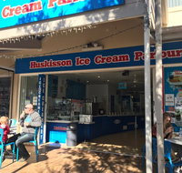 Huskisson ice cream parlour - Nambucca Heads Accommodation