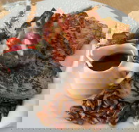 Cafe Grove Wine Bar - Nambucca Heads Accommodation