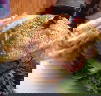 The Red Parrot Cafe - Nambucca Heads Accommodation