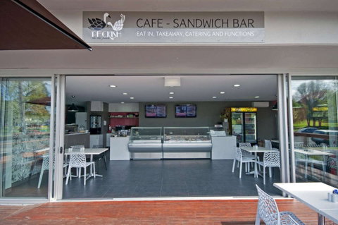 Peckish On The Park - Nambucca Heads Accommodation 0