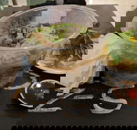 Pho  Roll - Nambucca Heads Accommodation