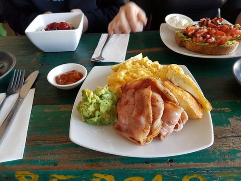 Ananas Espresso - Nambucca Heads Accommodation 0