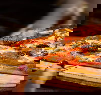 3 GRAINS- Roman Artisan Pizza - Nambucca Heads Accommodation