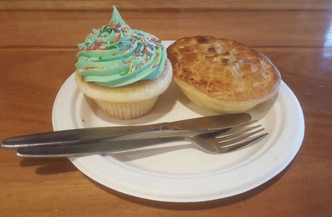 Heatherbrae's Pies - Nambucca Heads Accommodation 0