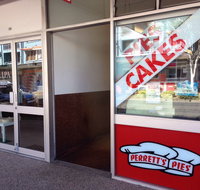 Perrett's Pies - Nambucca Heads Accommodation