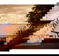 Lake's Folly Vineyard - Nambucca Heads Accommodation