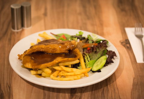 Central Hotel Cootamundra - Nambucca Heads Accommodation 1