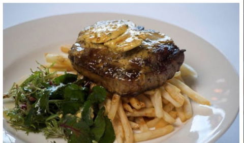 Cravings Restaurant- Hotel Delany - Nambucca Heads Accommodation 0