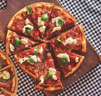 Crust Gourmet Pizza - Surfers Paradise - Nambucca Heads Accommodation