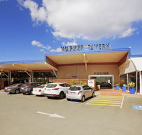 Warner Tavern - Nambucca Heads Accommodation