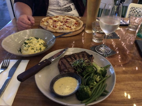 White Rhino Bar & Eats - Nambucca Heads Accommodation 0
