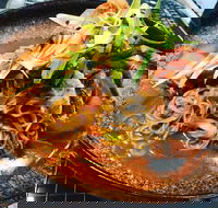 Chow's Table - Nambucca Heads Accommodation