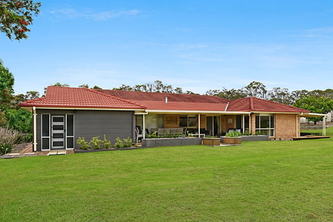 Future Cafe - Nambucca Heads Accommodation 0