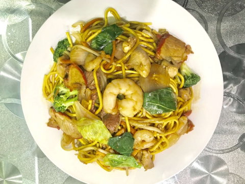 Chef's Chow Mein - Nambucca Heads Accommodation 0
