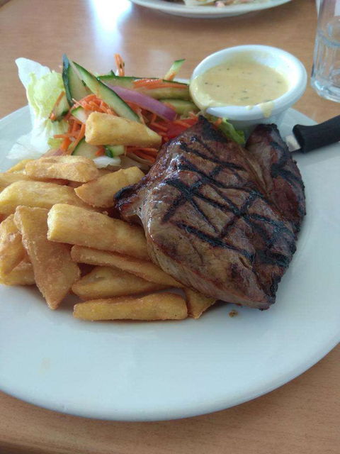 Gladstone Yacht Club - Nambucca Heads Accommodation 0