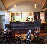 Petrie Hotel - Nambucca Heads Accommodation