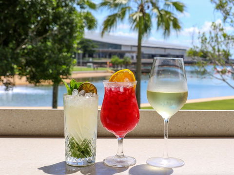 Oyster Bar Darwin - Nambucca Heads Accommodation 0